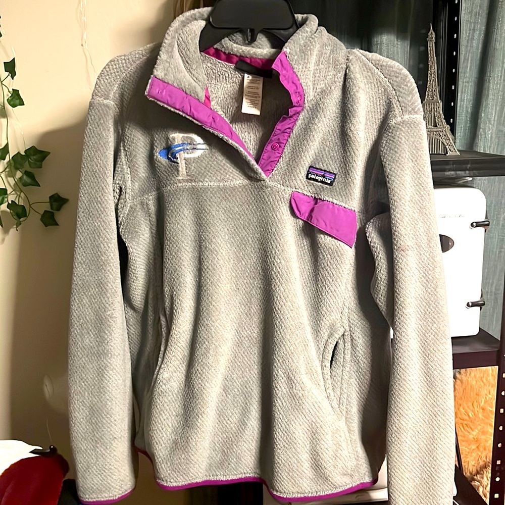 Patagonia sweatshirt